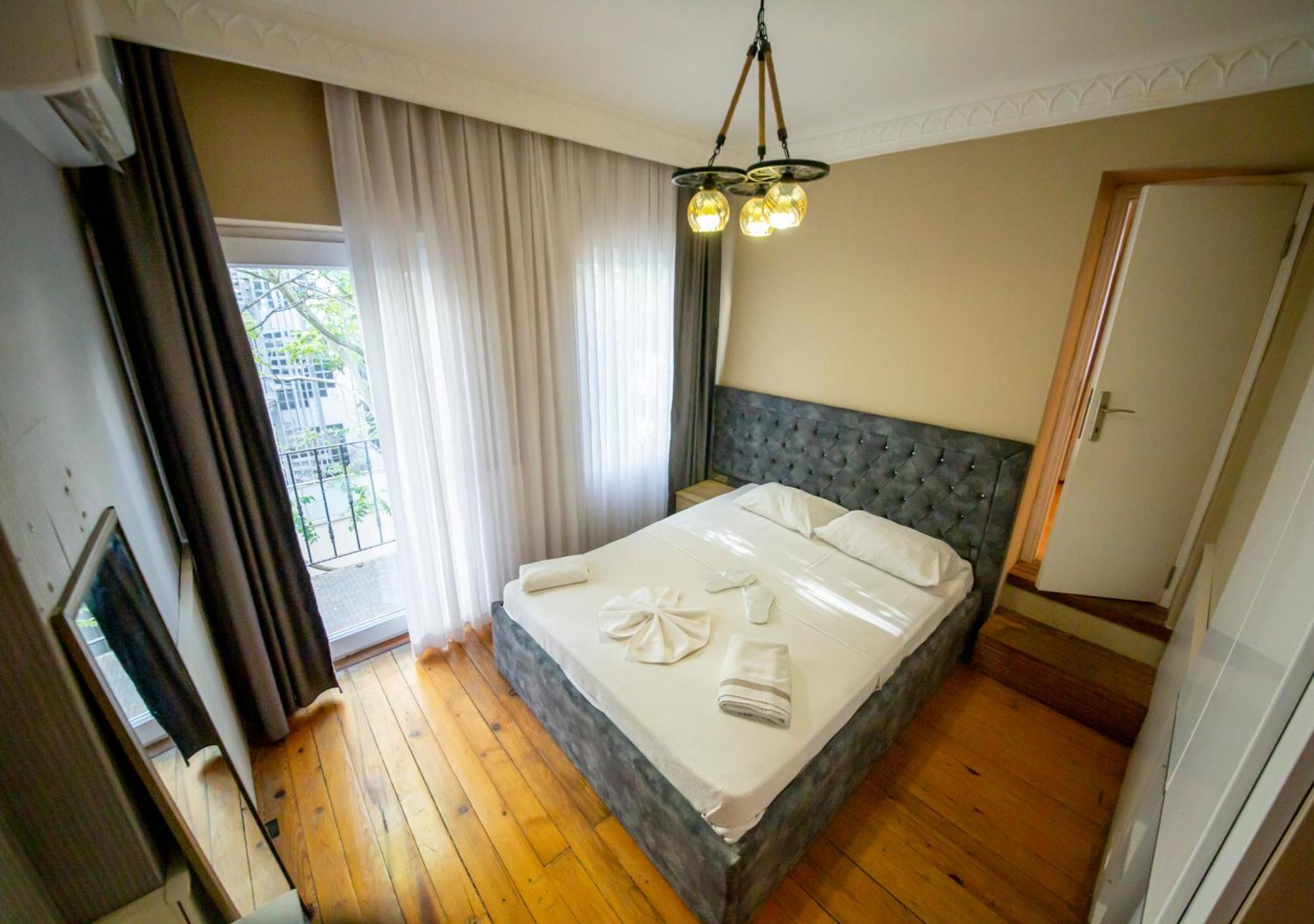 Royal Garden Suite And Hotel Istambul Extérieur photo