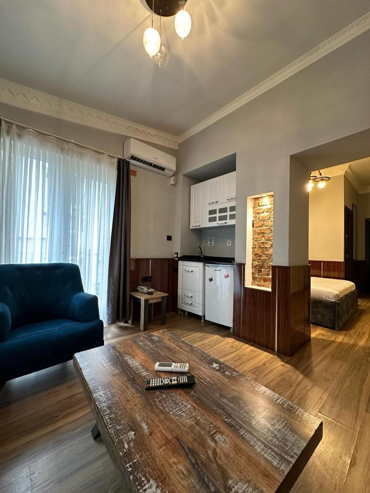 Royal Garden Suite And Hotel Istambul Extérieur photo